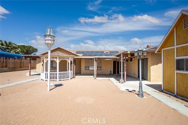 Building Photo - 57815 San Tropeze Dr