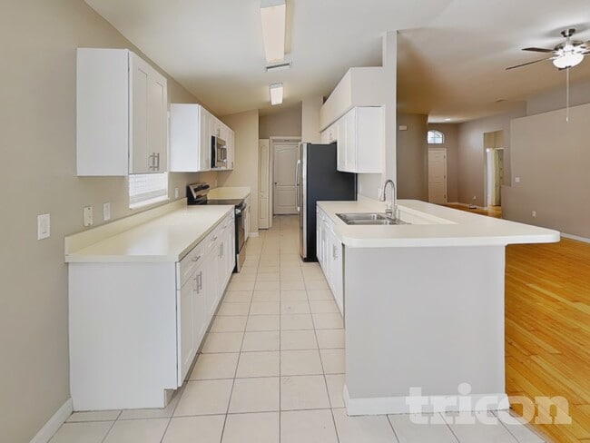 Foto del edificio - 9718 White Barn Way