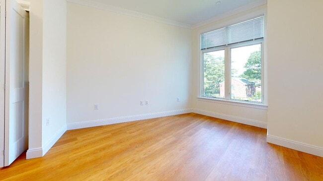 Foto del edificio - 204 Sherman Rd