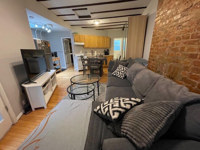 Foto del edificio - 352 Varick St