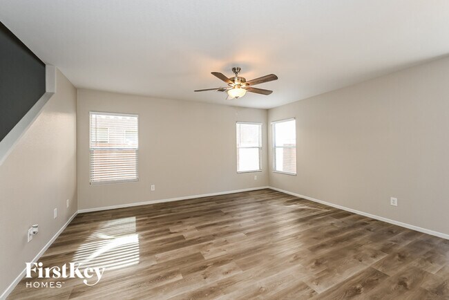 Building Photo - 533 Brompton St