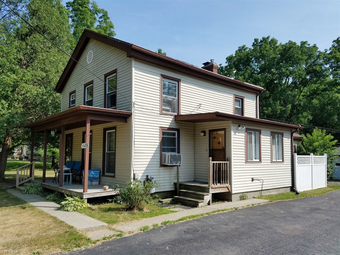 4259 Dexter Ann Arbor Rd, Ann Arbor, MI 48103 Townhome Rentals in Ann