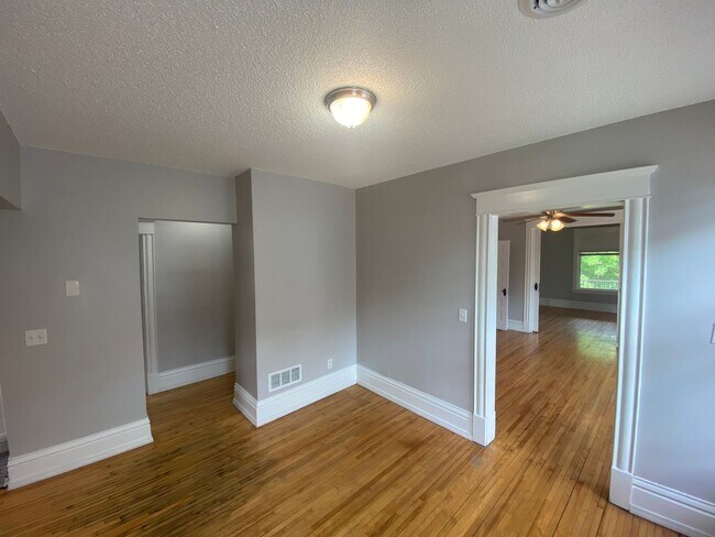 Foto del edificio - 3228 3rd Ave S