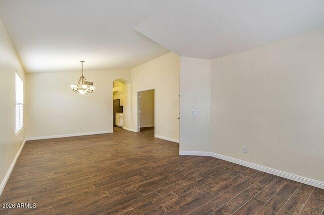 Foto del edificio - 10213 W Daley Ln