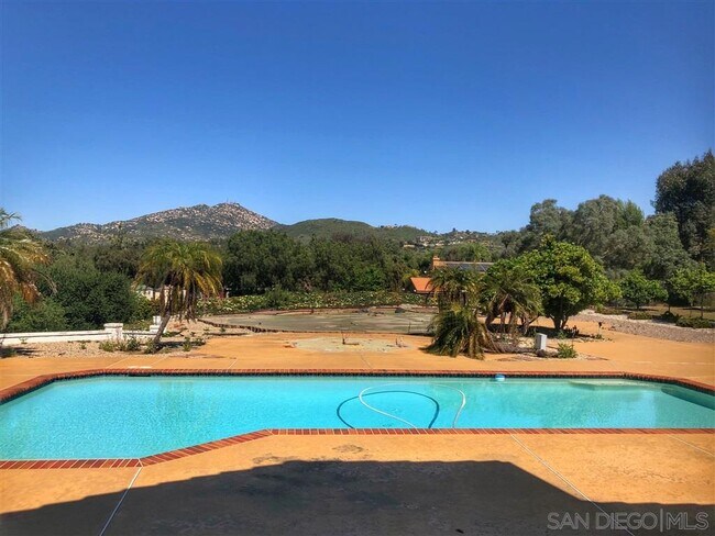 Building Photo - 15855 Riparian Rd