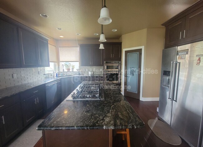 Foto del edificio - 3684 Nottingham Dr