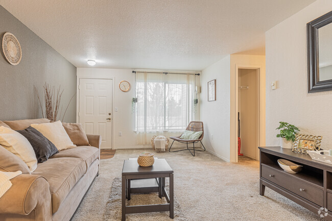 2BR, 1BA - 821SF Living Room - Clackamas Trails Apartments