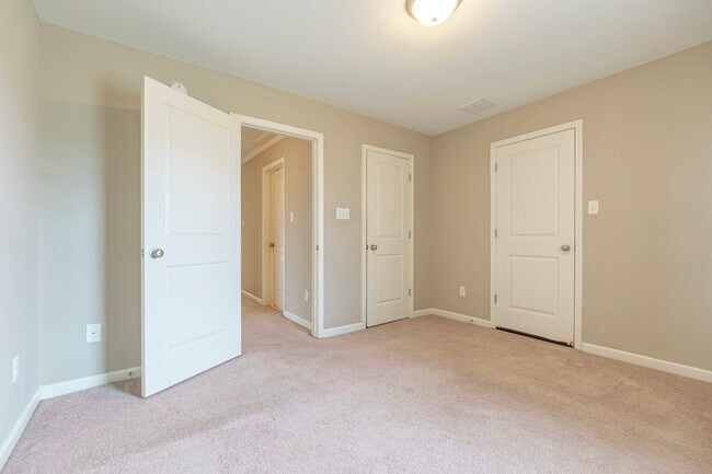 Building Photo - 13435 Lapstone Loop