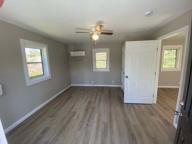 Foto del edificio - 2106 S Andrews Cir