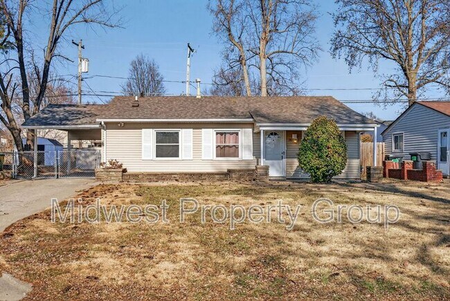 Foto del edificio - 36 Jamestown Dr