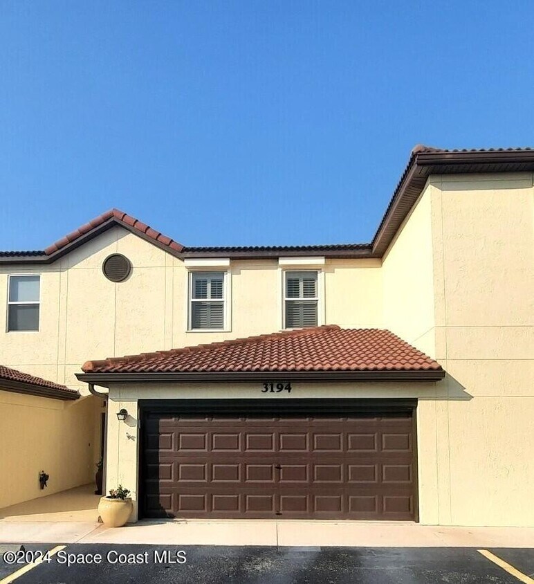 Foto principal - 3194 Ricks Way