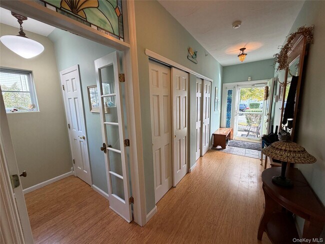 Foto del edificio - 2-15 Beach Breeze Ln