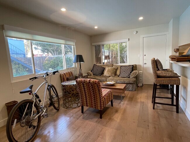 Building Photo - 27 Anchorage St