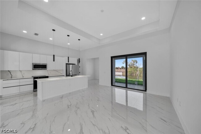 Foto del edificio - 1426 NE 6th Ave