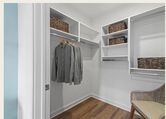 Building Photo - 3 Park Ave