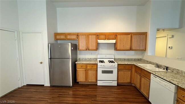 Building Photo - 9512 Chanticleer Ct