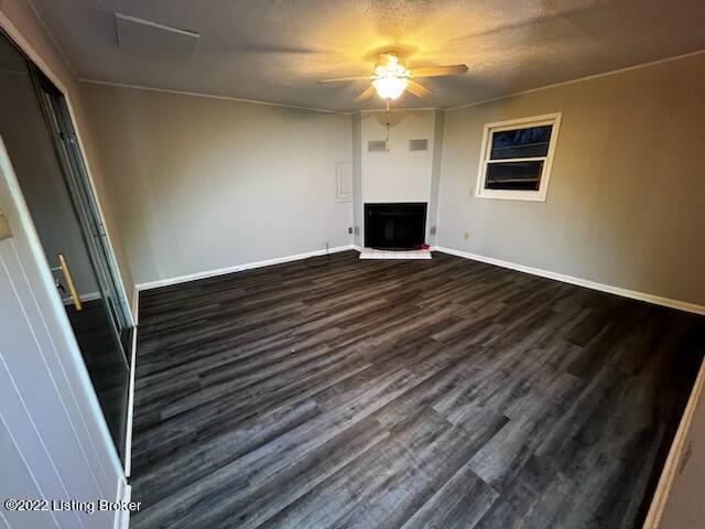 Foto del edificio - 1402 Mark Trail Rd