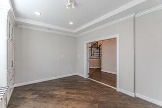 Building Photo - 6 Winter Thicket Pl