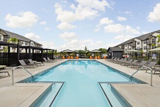 Building Photo - The Carlyle at Chatham Hills