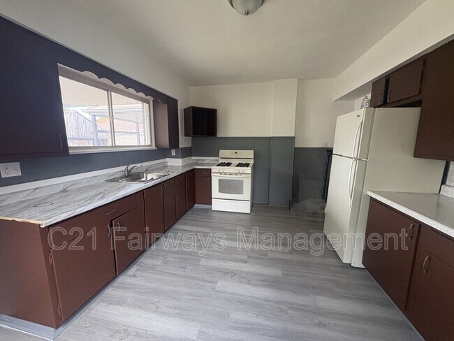 Foto del edificio - 864 Vankirk St