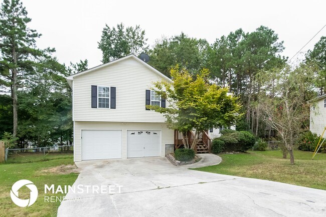 Foto del edificio - 444 River Trace Dr