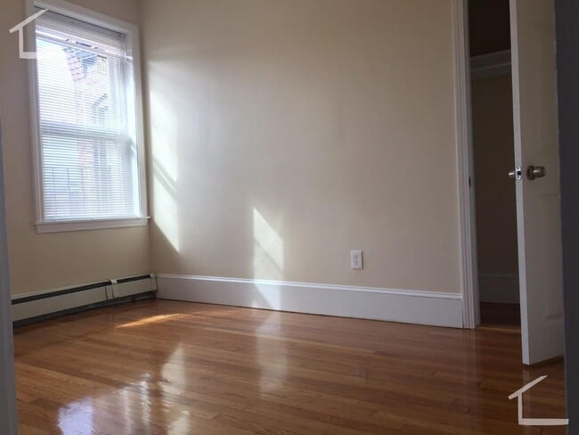 Photo - 1323 Commonwealth Ave Apartment