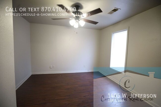 Building Photo - Recently renovated 3 bed 1 bath home - Jon...