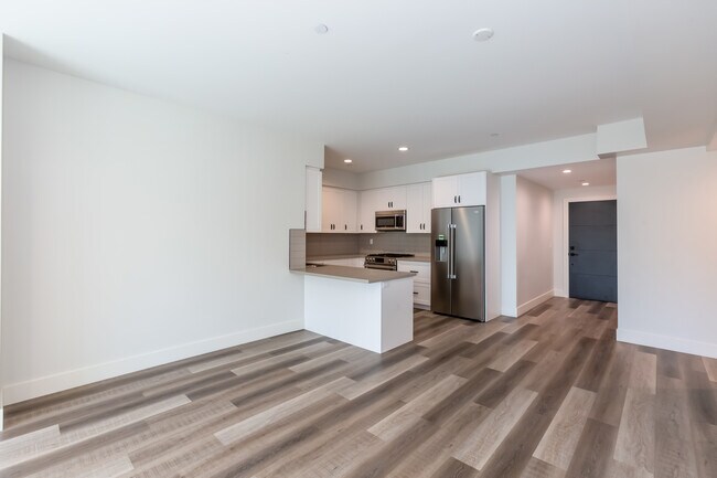Foto del edificio - 857 N Hayworth Ave