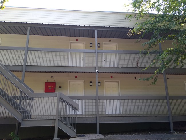 Building Photo - Hidden Ridge Apartments