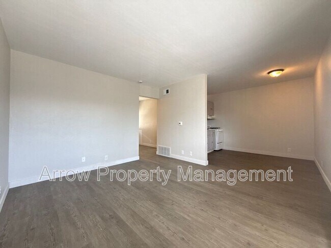 Foto del edificio - 1416 Oakland Rd NE