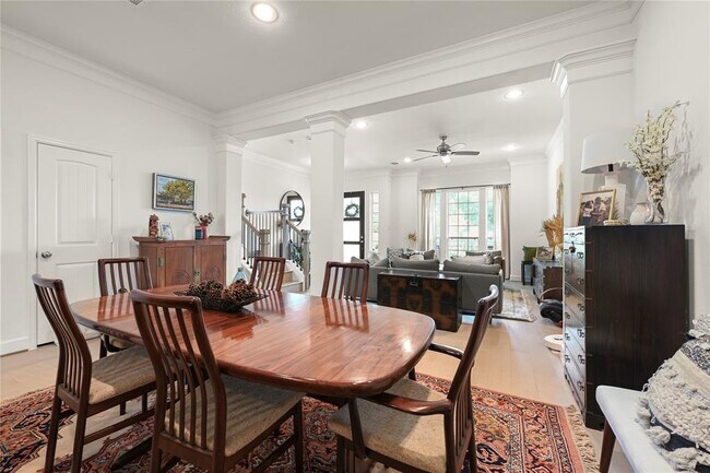 Foto del edificio - 608 W 21st St