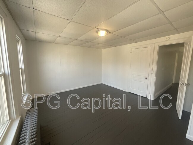 Foto del edificio - 728 W Mason Ave