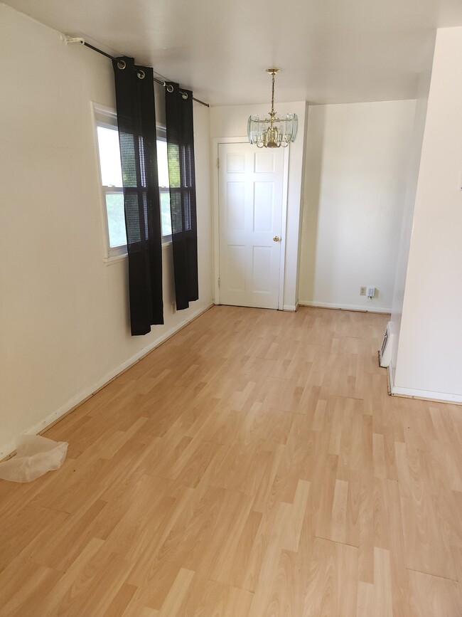 Foto del edificio - 9762 Scottdale Dr