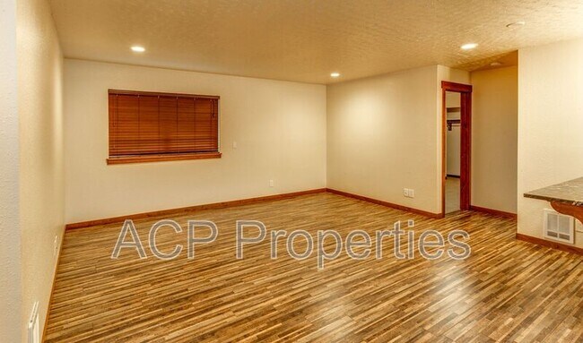 Foto del edificio - 1412 22nd St