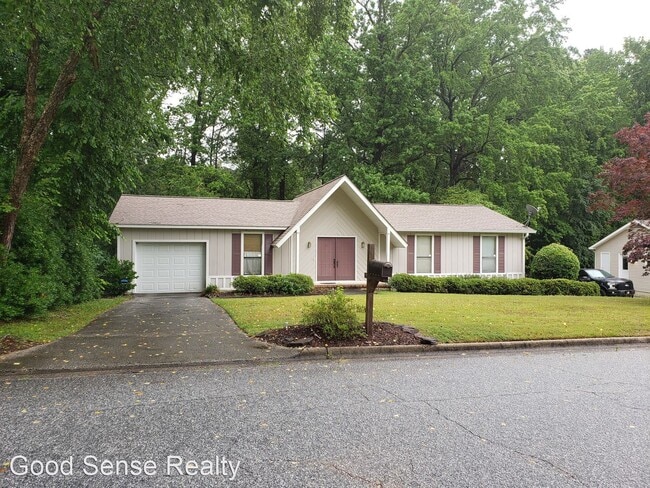 Building Photo - 3 br, 2 bath House - 4352 Roswell Dr
