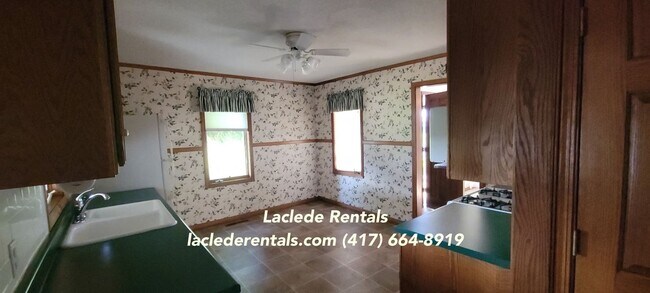 Foto del edificio - 3 BEDROOM 2 BATHROOM HOUSE FOR RENT