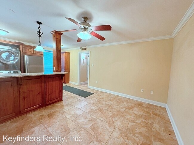 Building Photo - 1 br, 1 bath House - 1290 Park Blvd. Unit ...