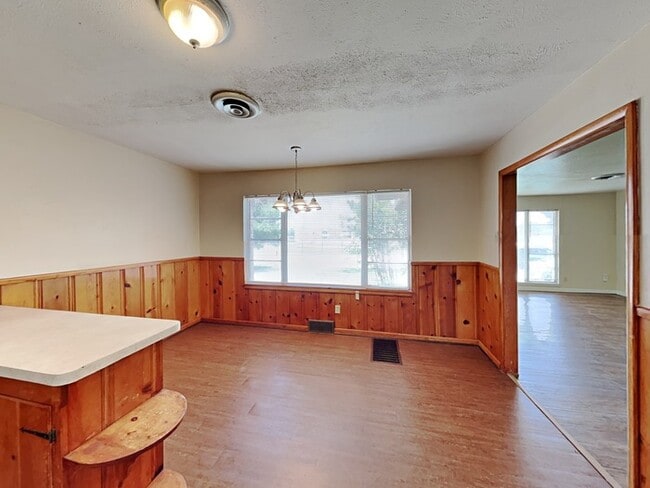 Foto del edificio - 3405 Norton Dr