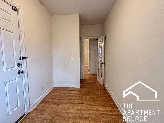 Foto del edificio - 3252 N Clifton Ave