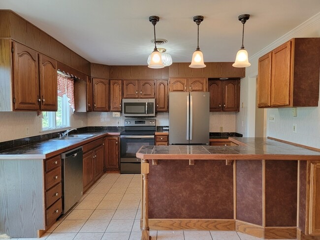 Building Photo - 280 Yummerdall Rd