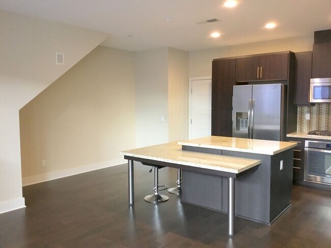 Foto del edificio - Mission Valley/Civita - Modern Townhome 3B...