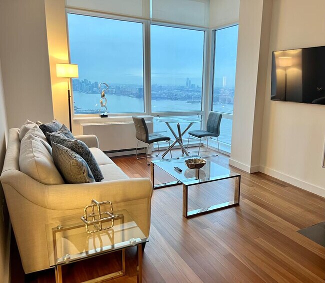 Foto del edificio - 312 W 42nd St