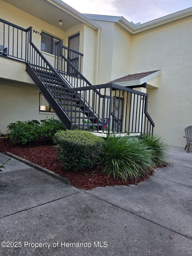 Building Photo - 9478 Nakoma Way