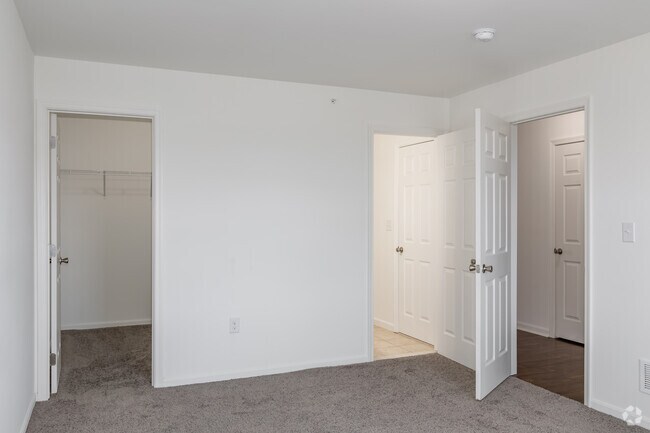 1HAB, 1BA - 888 ft² - Village at Blue Hen