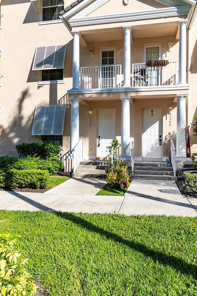 Building Photo - 1550 Limetree Bay Ave