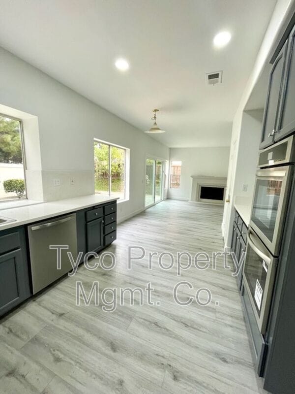 Foto del edificio - 659 Rosita Ct