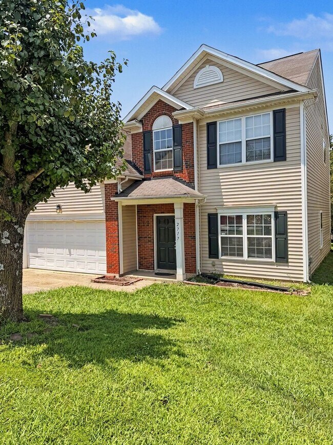 Building Photo - 2717 Forest Grove Ct