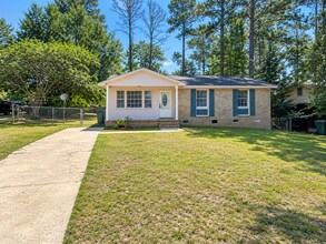 Building Photo - 3728 Baywater Dr