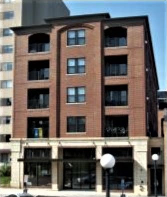 Primary Photo - 328 E Washington St
