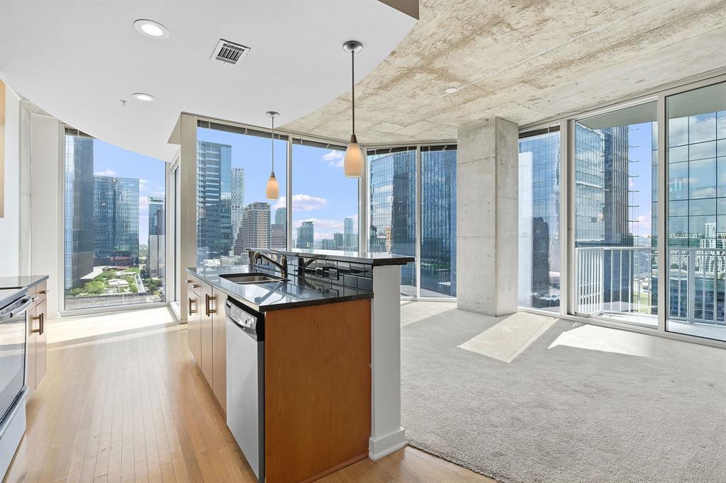 Foto principal - 360 Nueces St